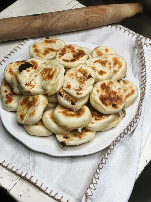 Minis cheese naan